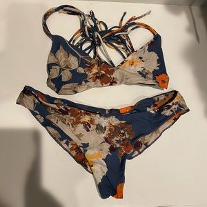 Boys and Arrows swim size small